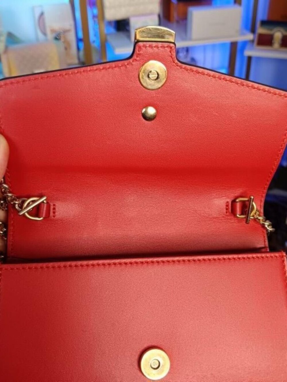 Gucci Red Leather Super Mini Sylvie Chain Crossbody 2 way Bag Gold Chain - Picture 10 of 14